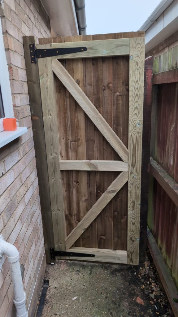 Gate built to size